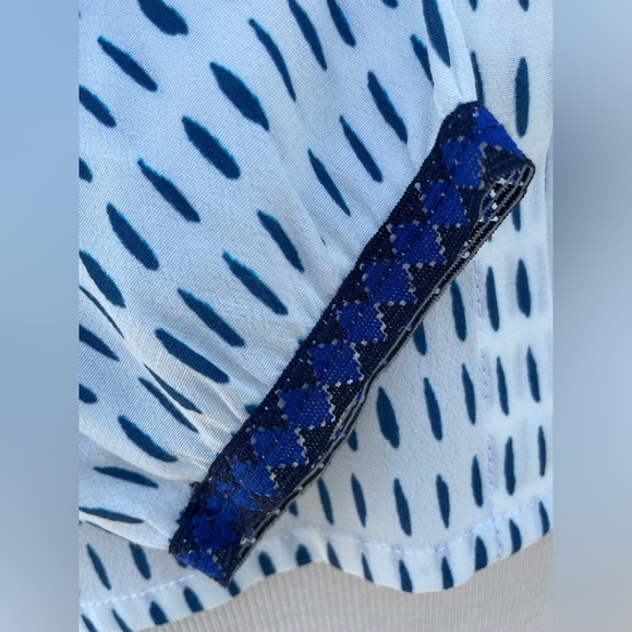 Dr. Bloom "Copos" long sleeve button down top - size M - Picture 2 of 5